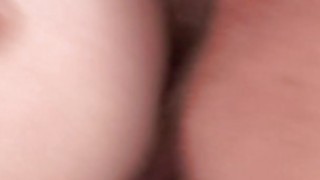 Chồng yêu không chơi, để lão nhà bên chơi