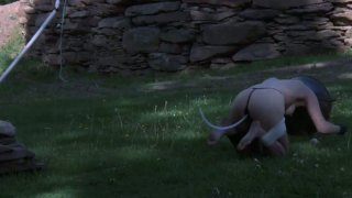 Chị kế: “Có thật là hai người đang làm chuyện này trong kỳ nghỉ của gia đình chúng tôi không?! Tôi không thể tin được” S2:12