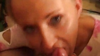 Yoga khỏa thân và cái lồn phun nước khổng lồ! ! ! Cô gái tóc nâu nóng bỏng liếm và quan hệ tình dục