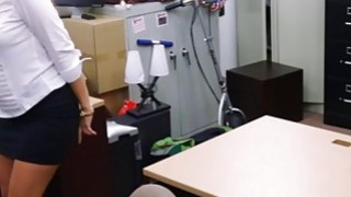 Gặp gỡ một cô gái lai ngực khủng 3P...