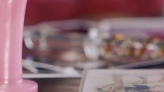 Món quà kỷ niệm ngày cưới vợ giành cho Gã chồng là thế này ư …