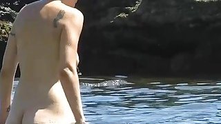 Tăng ca muộn cùng em đồng nghiệp ế lâu năm