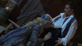 Nữ thần đỉnh cao với ngoại hình cao ráo, được gọi là "Tiểu Đồng Lệ Nhã", có đường nét tinh tế và diễn xuất đầy nhiệt huyết trong suốt quá trình, khiến người ta không thể dừng lại...