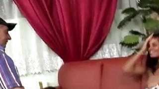 3 em, e nào cũng nuột cơ