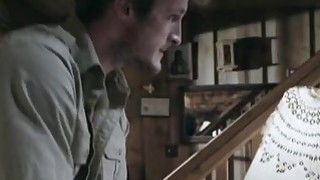 Nghỉ hè về quê chơi, nữa đêm cô em họ mò vào phòng của tôi