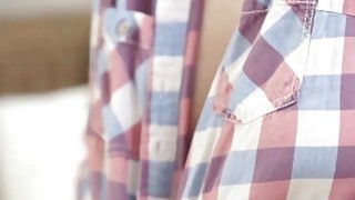 Chuyện tình, cái lồn của con đĩ đầy nước, tiếng rên rỉ thực sự khiến bạn lên đỉnh. Hãy thỏa mãn cô ấy ở trên, rồi tôi sẽ thỏa mãn ở dưới.