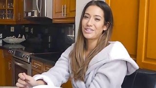 Bị Gã chồng chê nấu ăn dỡ, Người vợ đi học nấu ăn rồi địt trộm Ông chồng luôn