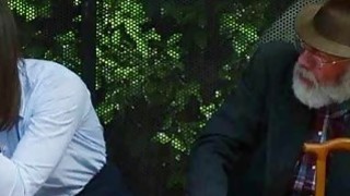 Câu lạc bộ đam mê đọc sách nhưng có gì đó sai sai