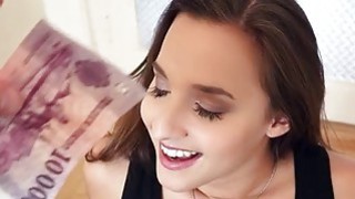 Lên tiếp phần 2 cho anh em đang hóng clip cô giáo bị leak bên trên nhé !