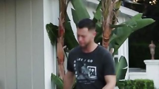 Qua nhà người phụ nữ hàng xóm chơi mà cô ấy cứ thế này không xxx hơi phí