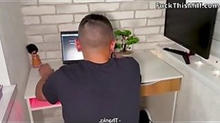 ở nhà một mình thuê em nô lệ tình dục dễ thương sung sướng