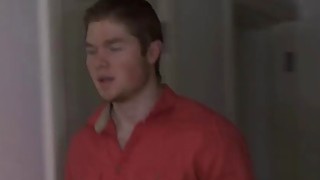 sex phá trinh gái mới lớn