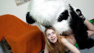 Mồm em ngập tinh trùng rồi mà anh địt vẫn khỏe quá