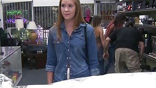 Chuyến đi chơi ngọt ngào với tình nhân tây melody marks