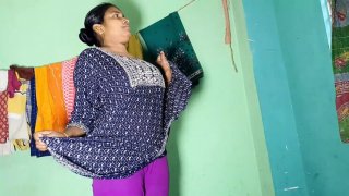 Địt nhau tại lớp học cùng cô giáo vú to lồn rậm