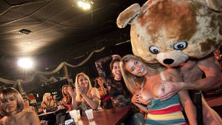 00004.MTS - XVIDEOS.COM