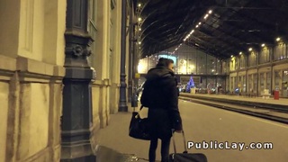 [Không kiểm duyệt] Cô gái mới dễ thương quá! Lần đầu tiên quan hệ trong phòng trả phí, cái lồn hơi nhiều lông ngứa ngáy khi bị cọ xát, cái mông nhô lên cầu xin được quan hệ, cái lưng bị đánh và sóng rên rỉ