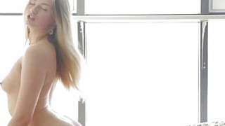 Cặp đôi yêu xa… và cái kết là cả hai đều "đi ngoài" nhau