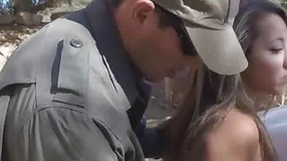 đêm đáng nhớ khi ở nhờ nhà đồng nghiệp nữ khi trễ tàu về nhà