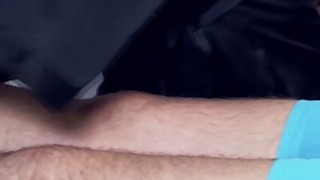 Nữ thần người mẫu tuyệt đẹp! Bạn ơi, quan hệ tình dục thật nồng nhiệt! Tất lưới gợi cảm và đôi chân đẹp, con cặc lớn bú liếm lồn, tư thế cưỡi chủ động đưa sâu vào, quá tuyệt và thở hổn hển...