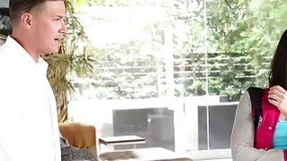 Maria quyến rũ thích con cặc lớn đập vào cái mông đầy dầu của cô ấy