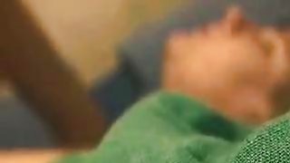 Quá khứ đen tối của nữ tiếp viên hàng không có đôi chân dài