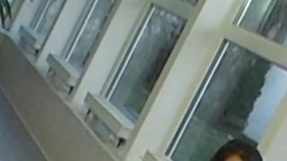 Xem phim Sex Education, tôi nhận ra mình là ông bố cứng ...