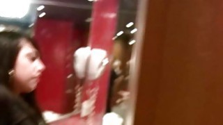 phim sex e chỉ đút vào 1cm