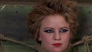 sex phá trinh chảy máu