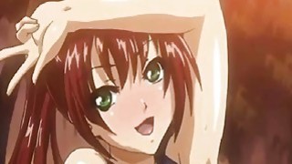 Cô bạn gái dễ thương và ngoan ngoãn này có chút ngại ngùng trước ống kính...