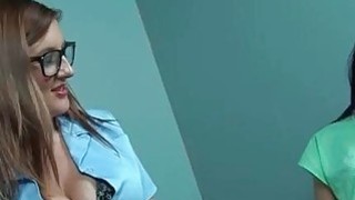 Vua của mọi nghề gọi tên thầy giáo yoga