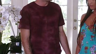 Cô con gái đòi xem... phim sex với bố