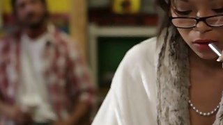 Bố Anh xã giả vờ không thể cương cứng để nhờ người yêu của con trai giúp đỡ