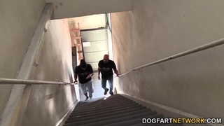 Cô gái có ước muốn vào showbiz phải cúi đầu trước những kẻ quyền lực