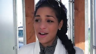 Thanh niên sử dụng chiếc đèn pin ma thuật để tha hồ quan hệ chị vợ yêu tương lai