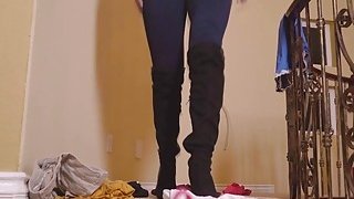 Unleash your internal horny girl with these passionate Asian blow job sequences featuring a tantalizing mommy in torrid lingerie – all seized in raunchy XXX JAV!