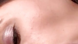 Bạn gái của con trai thường xuyên bị bố Ông chồng quấy rối nhưng dần cũng quen