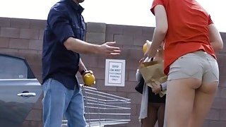 Máy quay Star Media XK-8127?? "Người phụ nữ trẻ cô đơn quyến rũ gia sư của con gái" - Lily