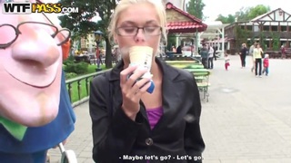 Em hotgirl cạnh nhà tốt bụng chăm sóc cậu thanh niên bị sốt và sau đó …