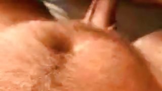 đưa cô giáo sắp xỉu về nhà chăm sóc, cậu học trò cơ hội vì cô giáo quá xinh