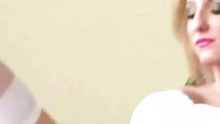 Cô vợ muốn chụp ảnh khỏa thân và Người chồng lại mang đi tâm sự với quản lý và cái kết