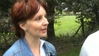 Vợ của anh trai nửa đêm qua thăm em chồng