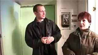 JJDD-007 Một người quản gia trung niên không thể từ chối yêu cầu quan hệ tình dục bằng kem của một cậu bé 07 - Lợi dụng lòng tốt của anh ta