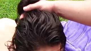 Phiên bản gốc là một người phụ nữ xinh đẹp có thân hình đẹp.