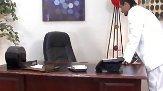 Phá trinh em gái cấp 3