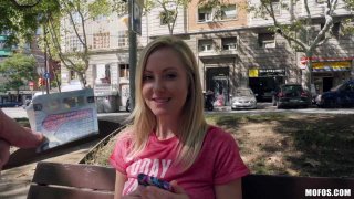 Phim khiêu dâm phụ nữ trẻ dài, dày, mát mẻ và vàng - xem phim trực tuyến đầy đủ 1080P...