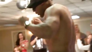 Có đồng hồ ngưng đọng thời gian tôi địt tan lồn cô giáo