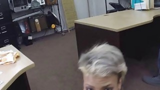 Quan hệ với dì ngâm chân và ép cô ta xuất tinh