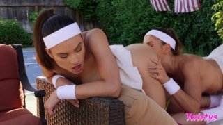 KFNE-076, KFNE-076 Lừa một cặp đôi nghiệp dư vào quan hệ tình dục NTR tại một nhà trọ suối nước nóng tắm chung phổ biến Tập 2