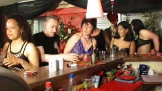 Chị gái em ngon quá buồi anh không cưỡng lại được